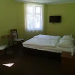 Θέρετρο Pory Roku *